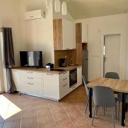 Apartment Josip Vir Exteriör bild